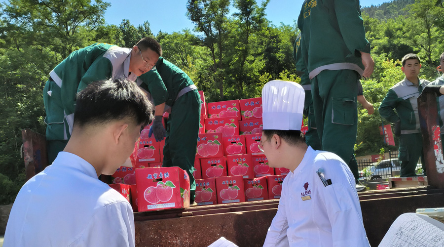 溫情端午，心系員工——匯通集團(tuán)為員工發(fā)放端午節(jié)福利